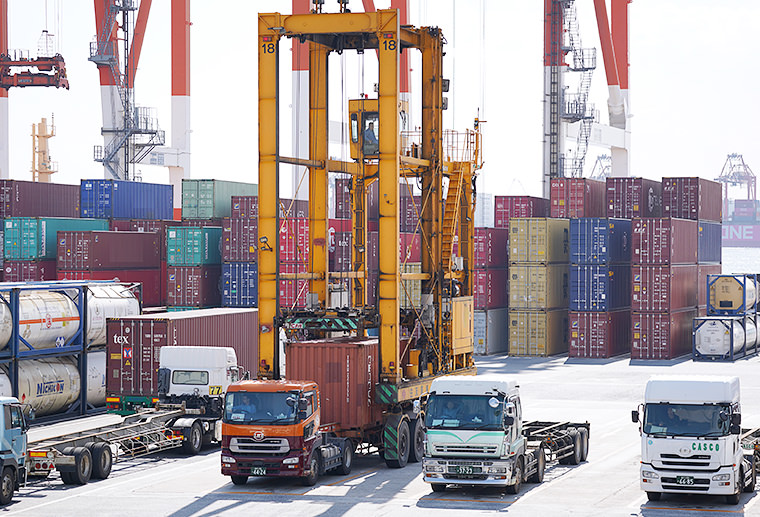 ストラドルキャリア・オペレーション